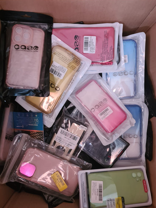 LOTE GRADO A - 100 fundas y micas para celular al azar.(LTNBT-728) - TiendaKomet México