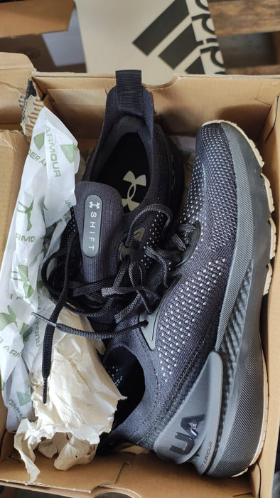 LOTE ESPECIAL EMPRENDEDORES DE 20 TENIS DE REMATE (VARIAS MARCAS ADIDAS, UNDER ARMOUR, CONVERSE, SALOMON)