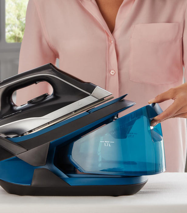 Central De Vapor Compact Steam Pro Ahorra Tiempo Al Planchar Capacidad De 1.7 L Estación Con Plancha Y Contenedor De Agua Extraíble Rowenta Vr8324u1 Azul GRADO A