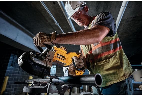 SIERRA CINTA DOBLE DE BANDA MAX DEWALT DCS376B (BATERIA NO INLUIDA) GRADO B