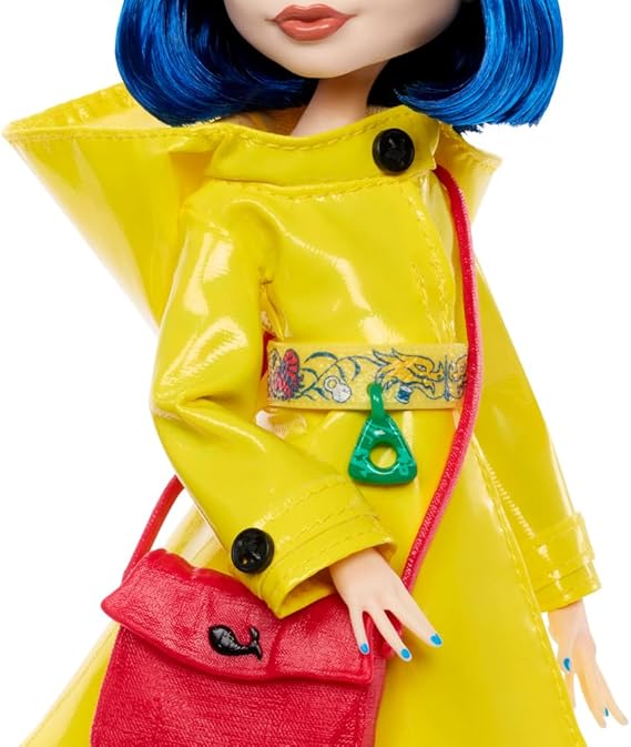 MONSTER HIGH SKULLECTOR MUÑECA CORALINE, EDICIÓN DE COLECCIÓN ARTICULADA CON ATUENDO INSPIRADO EN MODA OSCURA, MATTEL COLLECTOR, PARA FANS DE 6 AÑOS EN ADELANTE GRADO B