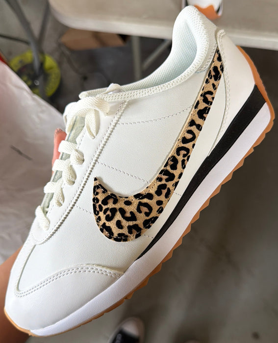 Tenis Estilo Nike Pacific Leather | Detalles Animal Print | Talla 25 | Mujer | Grado B ✨