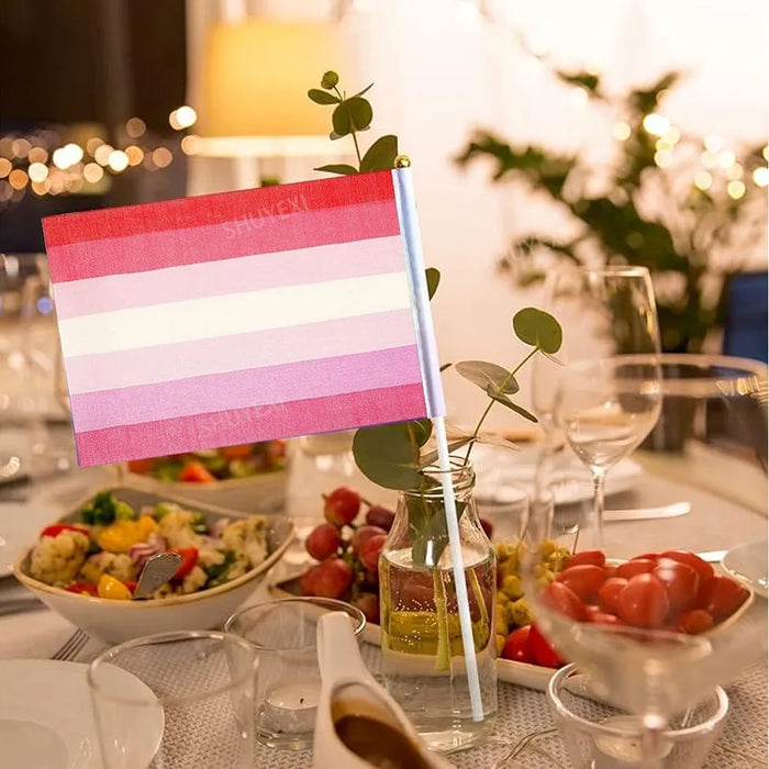 10pzas Bandera Mano Asta Lgbt Orgullo Lesbico 14x21cm