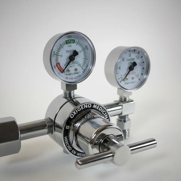 regulador para tanque de oxã­geno medicinal con manometro 2782