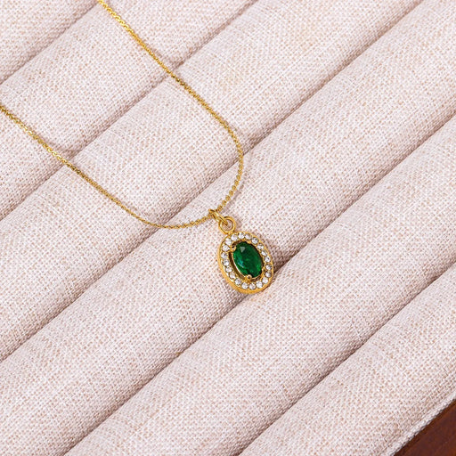 COLLAR CON COLGANTE DE CIRCONITAS VERDES OVALADAS DORADAS GRADO B - TiendaKomet México