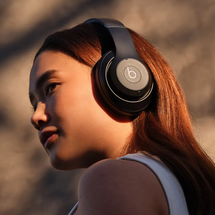 Audífonos Inalámbricos Beats Studio Pro - Negro GRADO B - TiendaKomet México