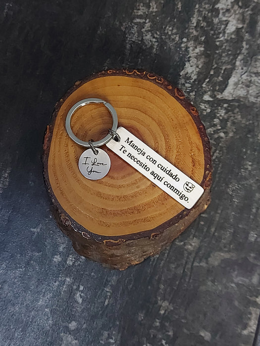 Llavero De Maneja Con Cuidado De Acero Inoxidable 1526