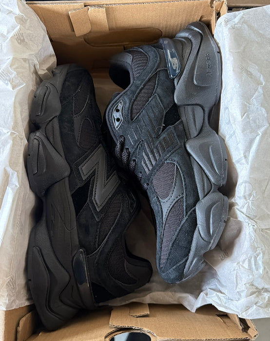 Tenis Estilo New Balance 9060 | Zapatillas Deportivas Casuales | Color Negro | Talla 24 CM | Grado B ✨