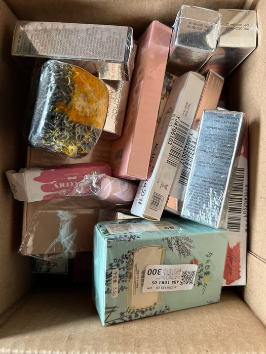 Caja Misteriosa Jumbo de Maquillaje y Artí­culos de Belleza Grado (A)-50 productos
