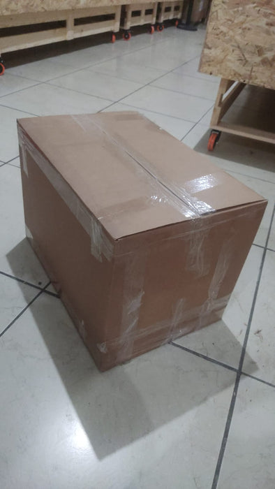 CAJA DE PAQUETES SORPRESA (PAQUETES PERDIDOS) 30 paquetes