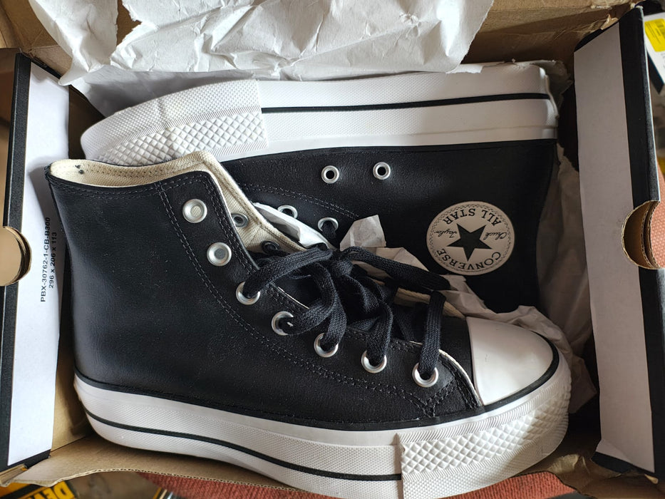 LOTE ESPECIAL PARA EMPRENDEDORES CALZADO, TENIS CONVERSE REMATE 4 PARES, VARIAS TALLAS UNISEX/MUJER