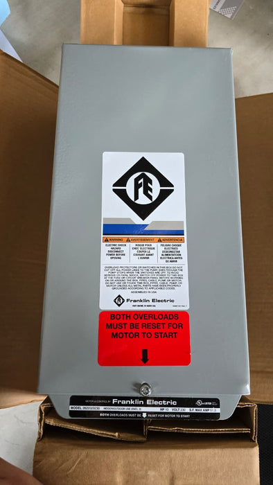 CAJA DE CONTROL MARCA FRANKLIN ELECTRIC DE 10 HP 230V 60 HZ GRIS GRADO B